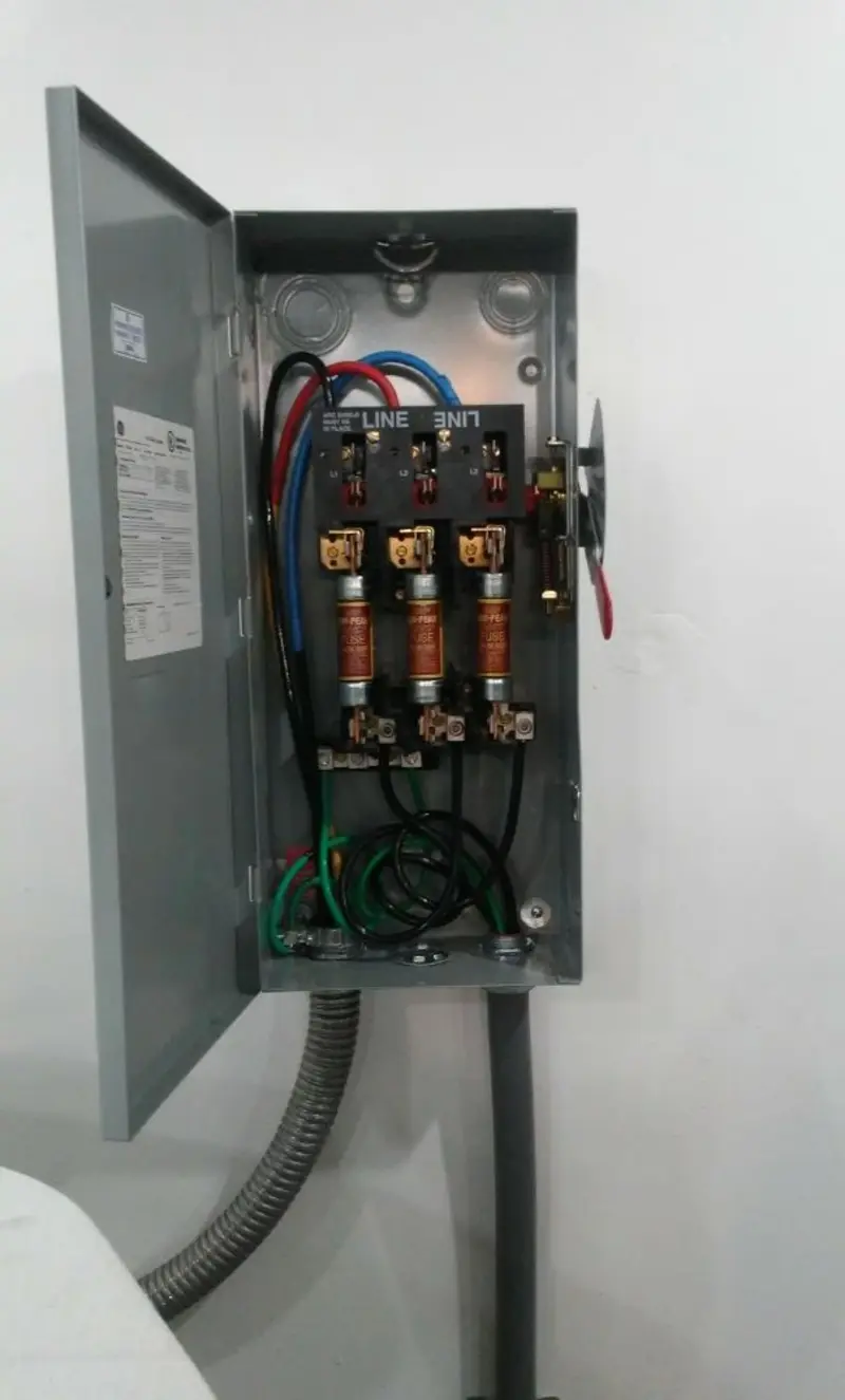 Three-phase disconnect switch installed for Electrical Wiring & Rewiring in Winthrop Town